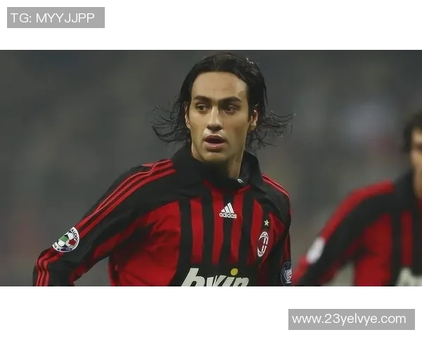 英国足球明星女友大揭秘她们的魅力与生活背后的故事