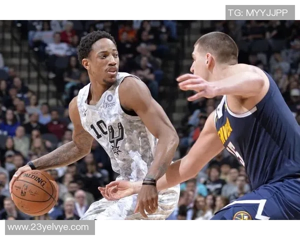 掘金与马刺首场对决精彩回顾双方球员表现及战术分析